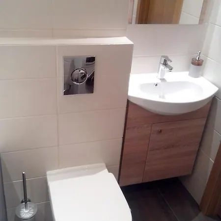 Apartment K7 *